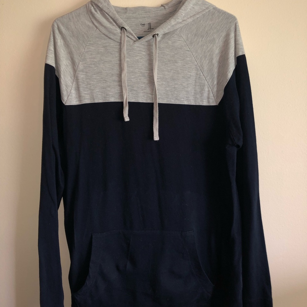 Soft long sleeve pull over
